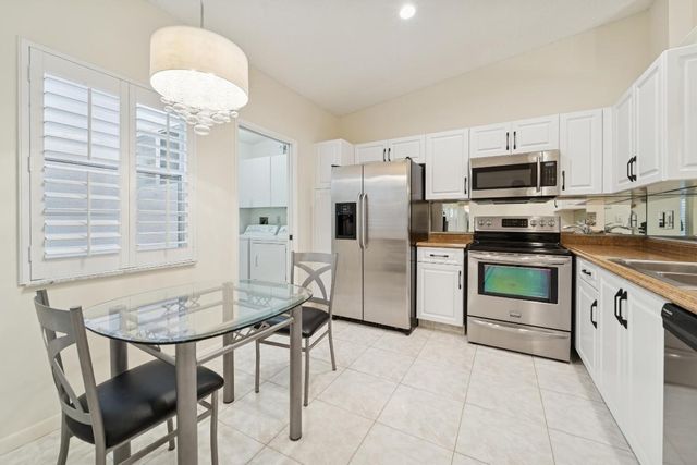 6344 Pointe Pleasant Circle, Delray Beach, FL 33484