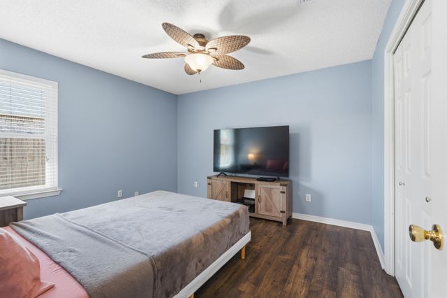 7983 Lola Circle, Navarre, FL 32566