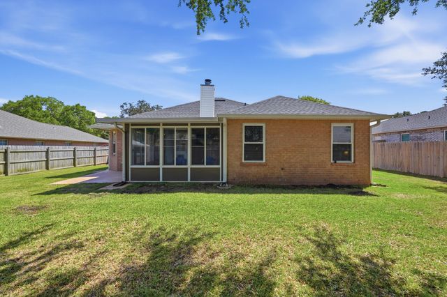 7983 Lola Circle, Navarre, FL 32566