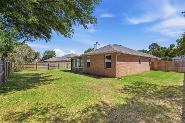 7983 Lola Circle, Navarre, FL 32566