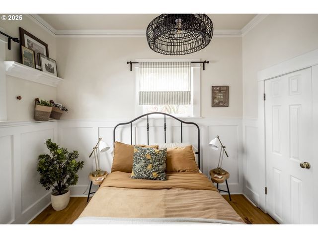 5727 Ne 15TH Ave, Portland, OR 97211