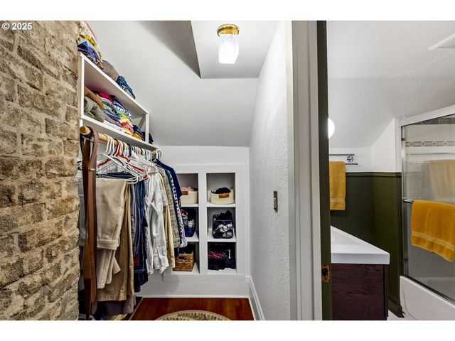 5727 Ne 15TH Ave, Portland, OR 97211