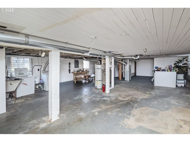 5727 Ne 15TH Ave, Portland, OR 97211