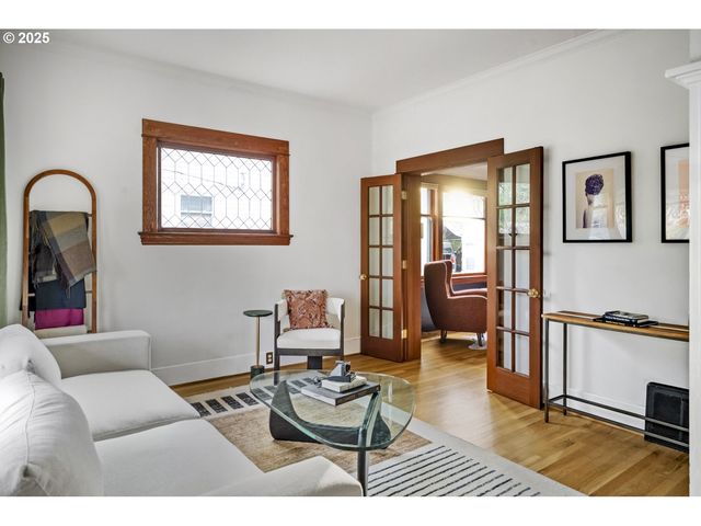 5727 Ne 15TH Ave, Portland, OR 97211