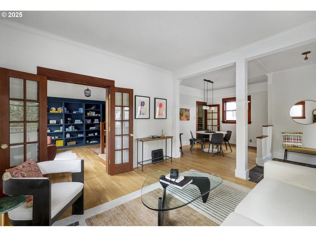 5727 Ne 15TH Ave, Portland, OR 97211