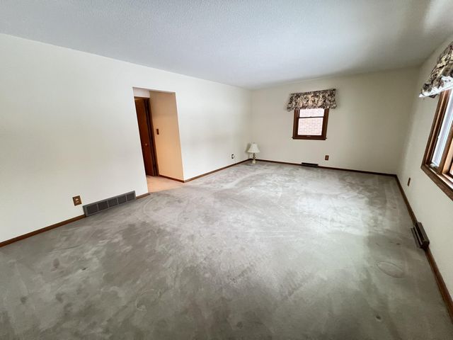 7441 Girard Avenue S, Richfield, MN 55423