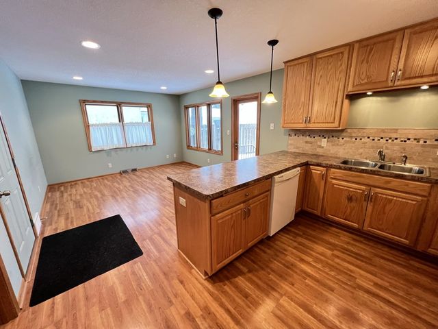 7441 Girard Avenue S, Richfield, MN 55423