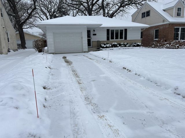 7441 Girard Avenue S, Richfield, MN 55423