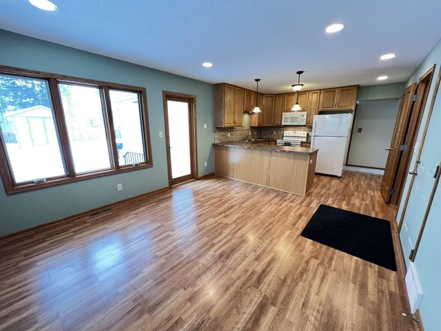 7441 Girard Avenue S, Richfield, MN 55423
