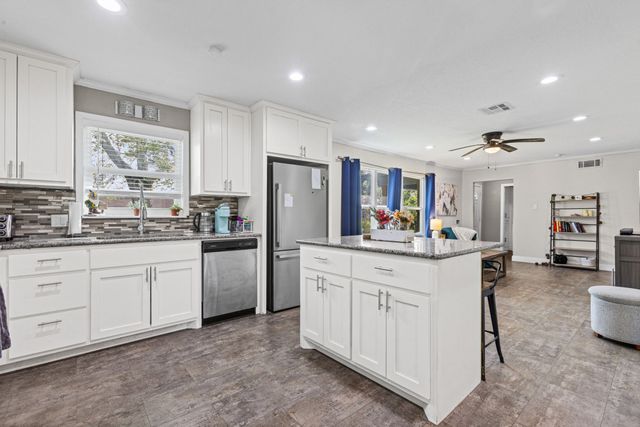 942 Longfellow Street, Waco, TX 76710