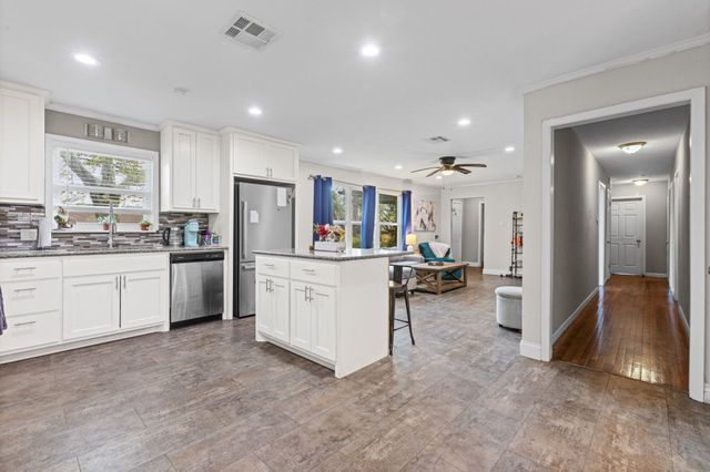 942 Longfellow Street, Waco, TX 76710