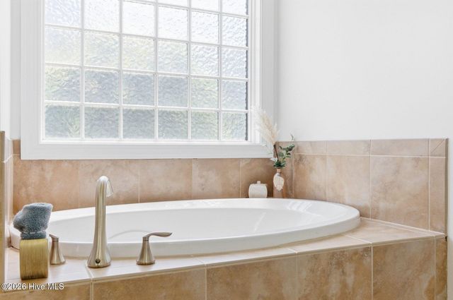 74 Aster Place, Hampstead, NC 28443