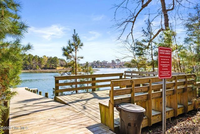 74 Aster Place, Hampstead, NC 28443