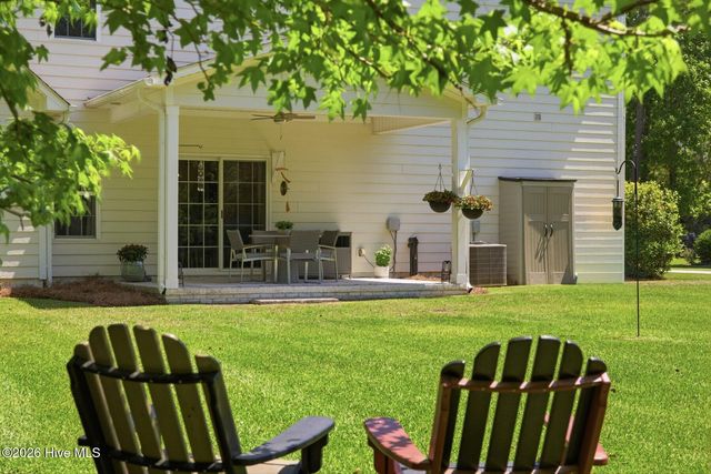 74 Aster Place, Hampstead, NC 28443