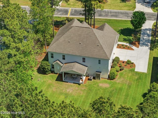 74 Aster Place, Hampstead, NC 28443