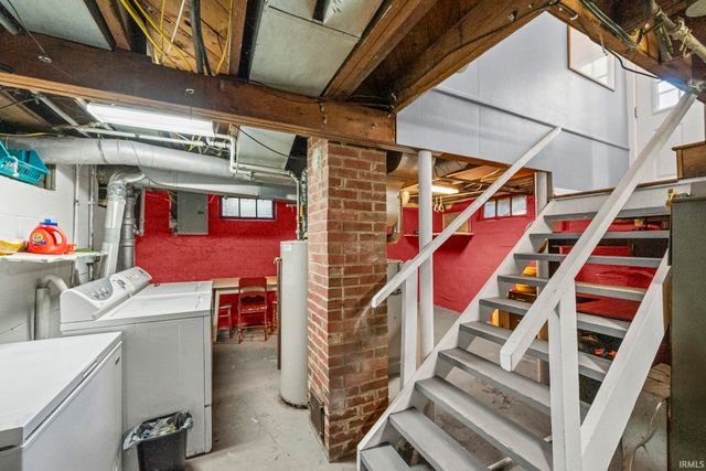 1758 E Clinton Street, Frankfort, IN 46041