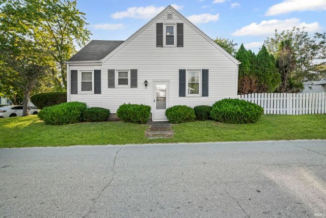 1758 E Clinton Street, Frankfort, IN 46041