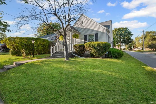 1758 E Clinton Street, Frankfort, IN 46041