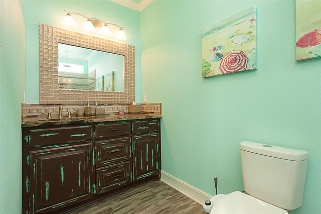 2110 Seahorse Lane, Crystal Beach, TX 77650