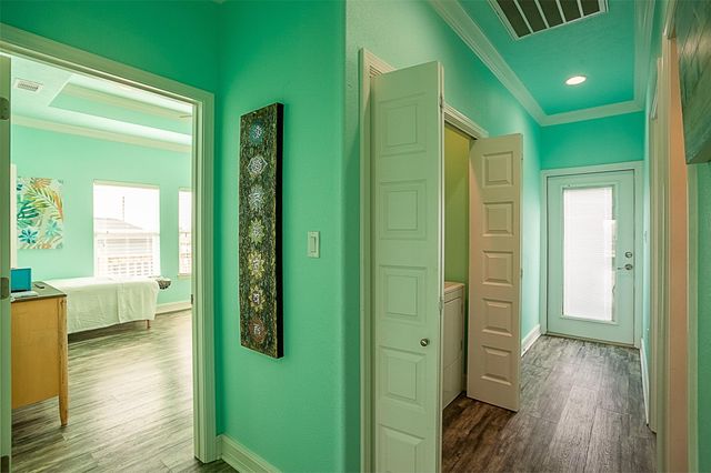 2110 Seahorse Lane, Crystal Beach, TX 77650