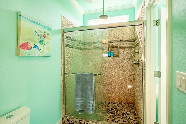 2110 Seahorse Lane, Crystal Beach, TX 77650