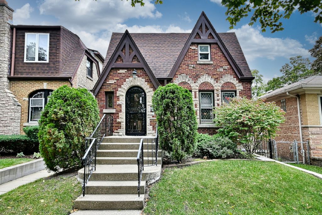 5856 N Mobile Avenue, Chicago, IL 60646 — photo 2