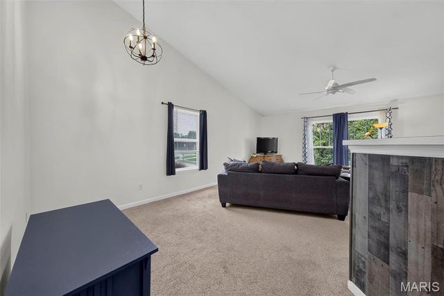 618 Homerun Drive 6N, O'fallon, MO 63366