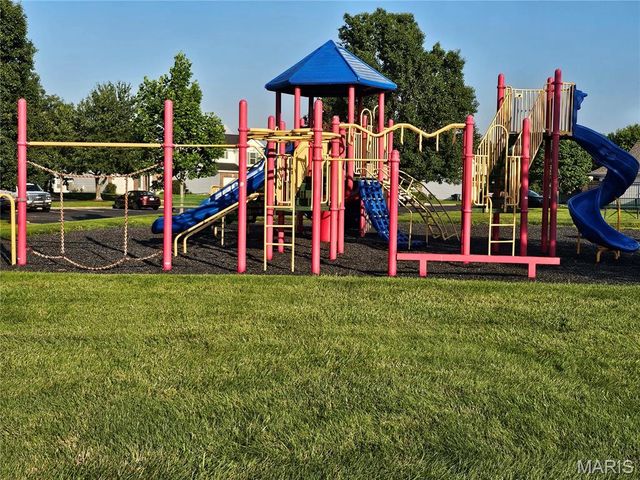 618 Homerun Drive 6N, O'fallon, MO 63366