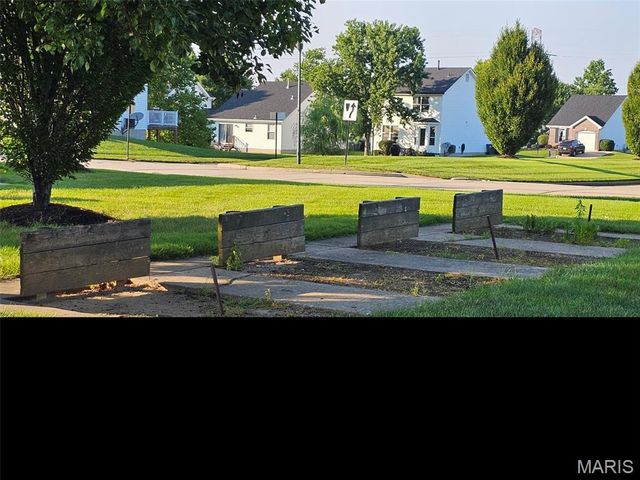 618 Homerun Drive 6N, O'fallon, MO 63366