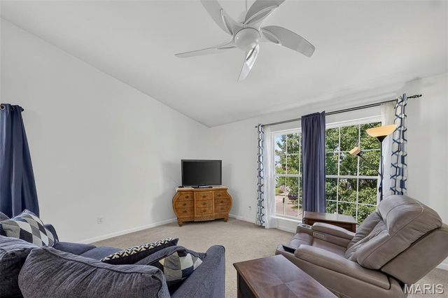 618 Homerun Drive 6N, O'fallon, MO 63366
