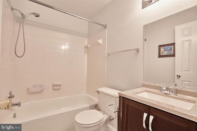 4836 CLOISTER DR, Rockville, MD 20852