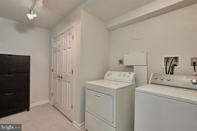 4836 CLOISTER DR, Rockville, MD 20852