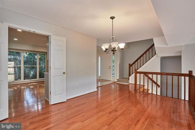 4836 CLOISTER DR, Rockville, MD 20852