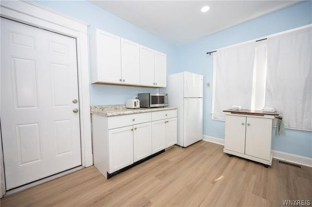 98 East Delavan Avenue N, Buffalo, NY 14208