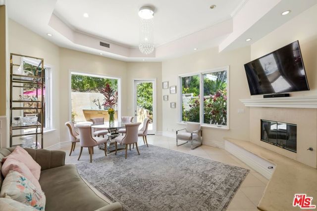 1415 Jonesboro Drive, Los Angeles, CA 90049