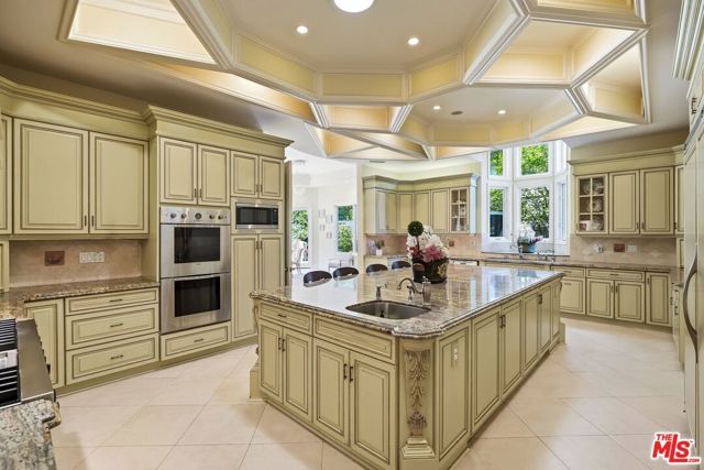 1415 Jonesboro Drive, Los Angeles, CA 90049