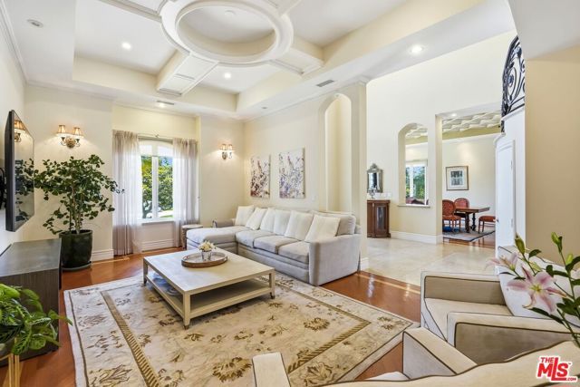 1415 Jonesboro Drive, Los Angeles, CA 90049