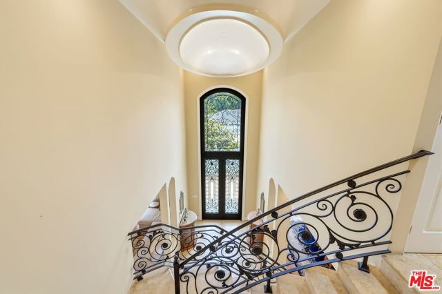 1415 Jonesboro Drive, Los Angeles, CA 90049