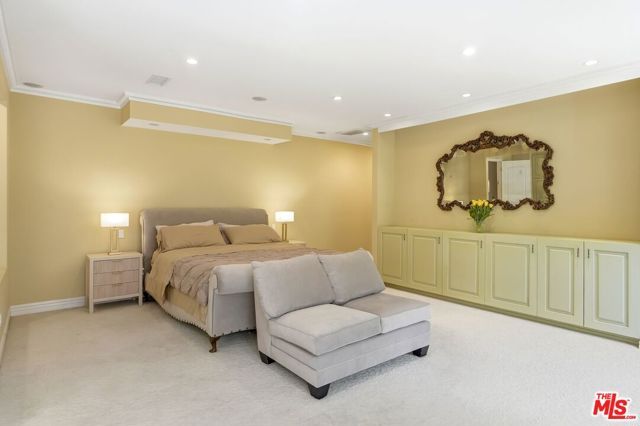 1415 Jonesboro Drive, Los Angeles, CA 90049