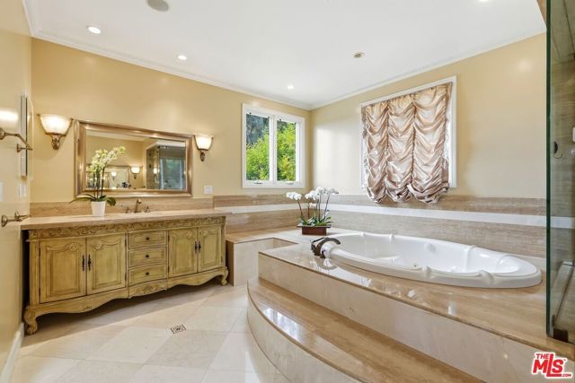 1415 Jonesboro Drive, Los Angeles, CA 90049