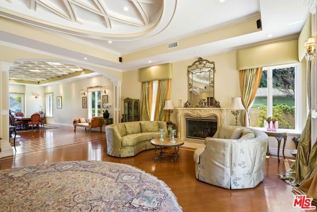 1415 Jonesboro Drive, Los Angeles, CA 90049