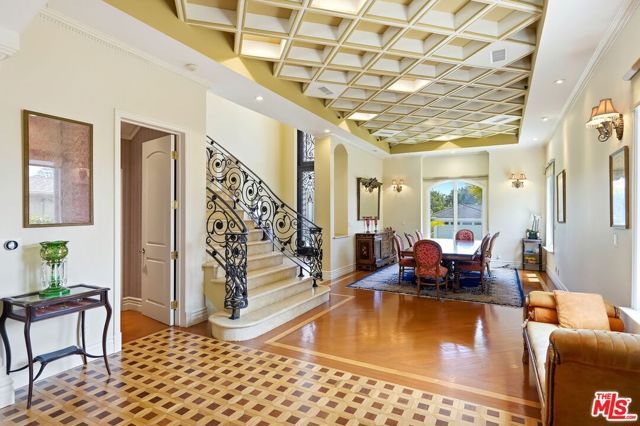 1415 Jonesboro Drive, Los Angeles, CA 90049