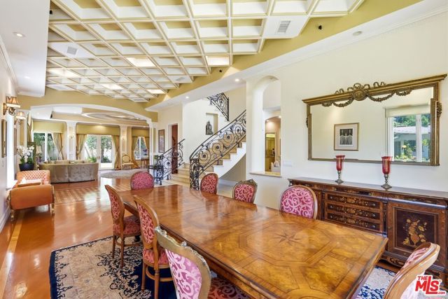1415 Jonesboro Drive, Los Angeles, CA 90049