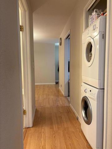 449 Alberto Way 131, Los Gatos, CA 95032