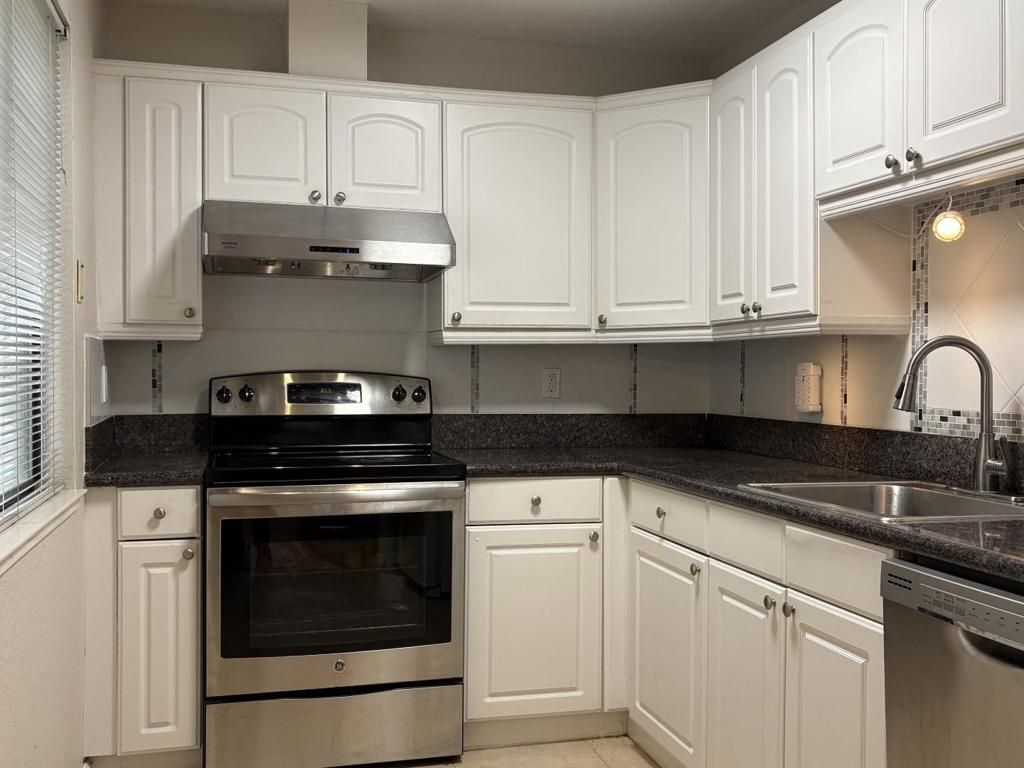 449 Alberto Way 131, Los Gatos, CA 95032