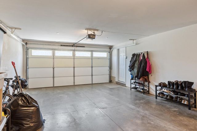 22 Scribner Rd Apt 3, Fremont, NH 03044