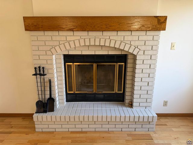 5648 SW 33rd TER, Topeka, KS 66614