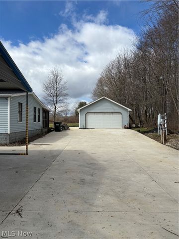 717 Bandy Road, Deerfield, OH 44411