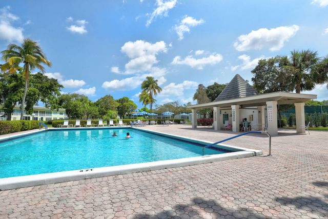 2202 LUCAYA Bend G2, Coconut Creek, FL 33066