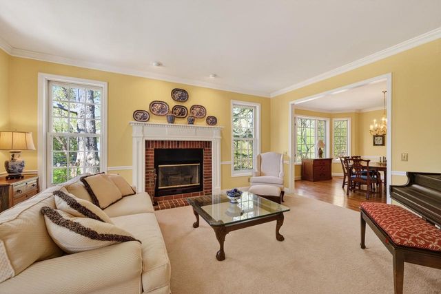 1429 Kings Lynn Road, Stoughton, WI 53589